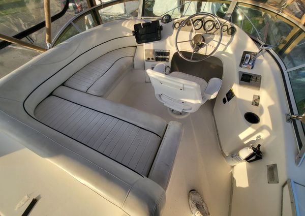 Bayliner 2858-CIERA-COMMAND-BRIDGE image