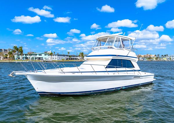 Riviera 43 Flybridge image