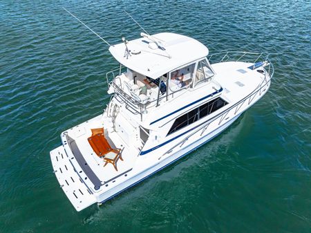 Riviera 43 Flybridge image