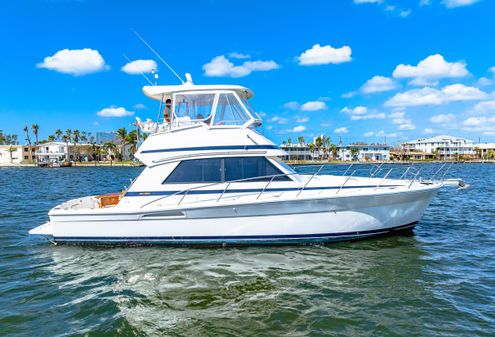 Riviera 43 Flybridge image