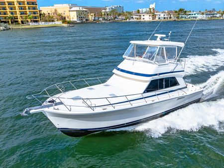 Riviera 43 Flybridge image