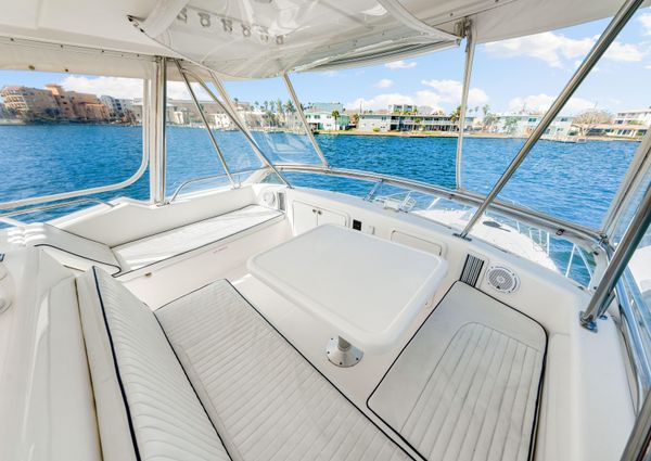 Riviera 43 Flybridge image