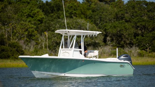 Sea Hunt Ultra 234 