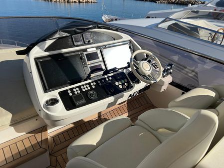 Sunseeker 75 Yacht image