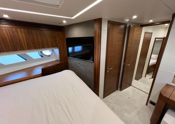 Sunseeker 75 Yacht image