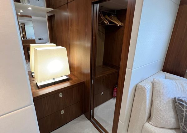 Sunseeker 75 Yacht image