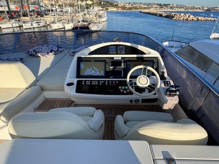 Sunseeker 75 Yacht image