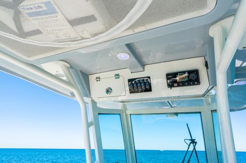 Sailfish 272 Center Console image