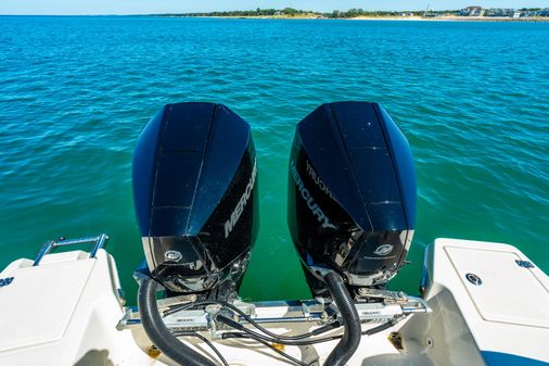 Sailfish 272 Center Console image