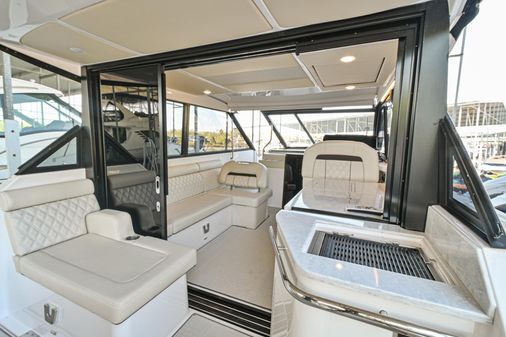 Regal 36 Grande Coupe image