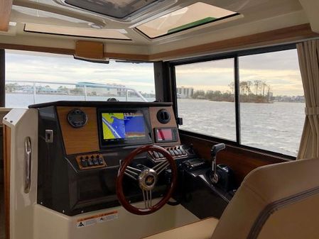 Ranger-tugs R-25-OUTBOARD image