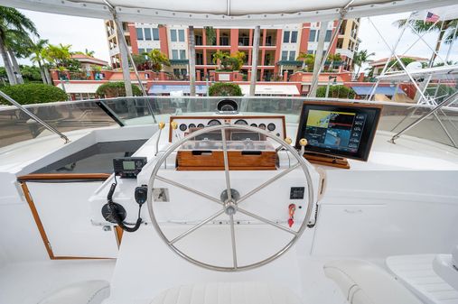 Tollycraft Pilothouse image