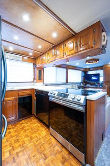 Tollycraft Pilothouse image