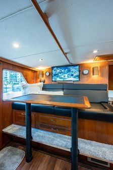 Tollycraft Pilothouse image