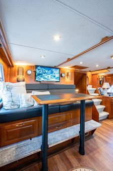 Tollycraft Pilothouse image