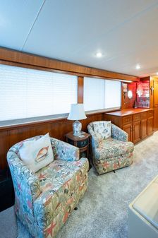 Tollycraft Pilothouse image