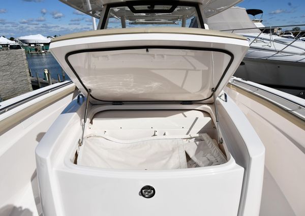 Pursuit S-368-SPORT image
