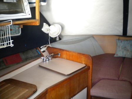 Pacemaker 26 Flybridge Cruiser image