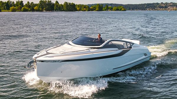 Fairline F//Line 33