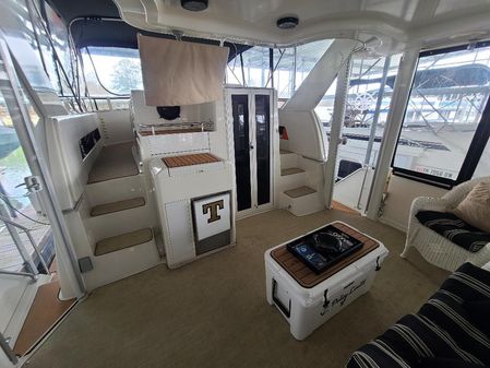 Carver 405 Double Cabin Motor Yacht image