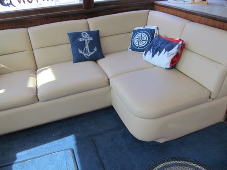 Hatteras 46-CONVERTIBLE image