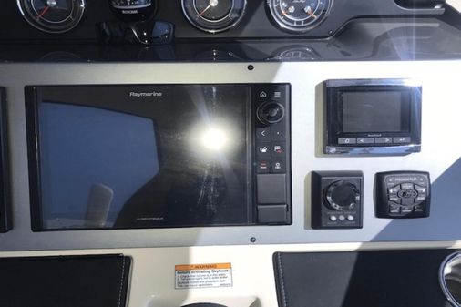 Sea Ray 510 Sundancer image