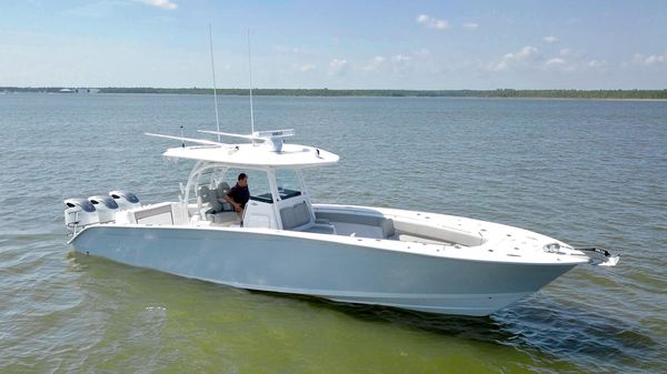 Cape Horn 36XS
