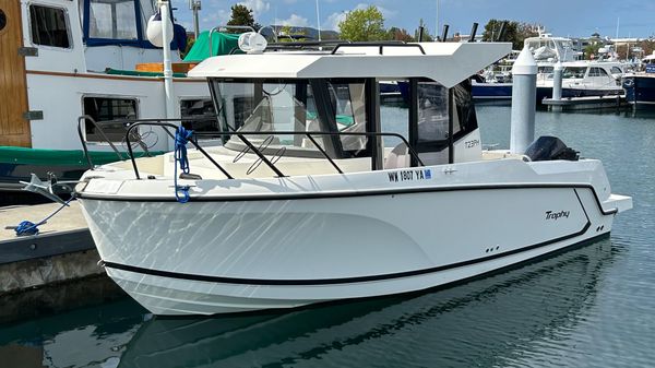 Trophy T23 Pilothouse 