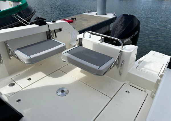 Trophy T23-PILOTHOUSE image