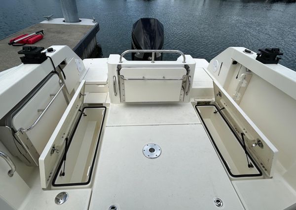 Trophy T23-PILOTHOUSE image