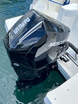 Trophy T23-PILOTHOUSE image