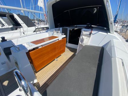 Beneteau Oceanis 38.1 image