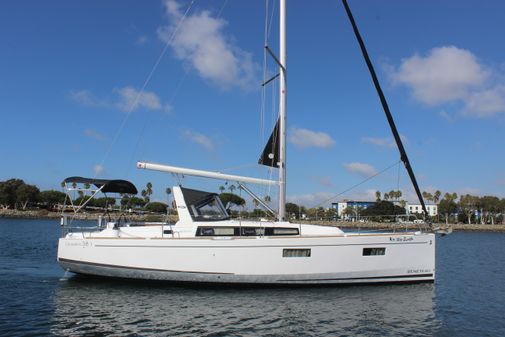 Beneteau Oceanis 38.1 image