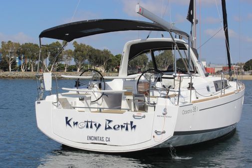 Beneteau Oceanis 38.1 image