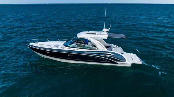 Formula 350 Sun Sport