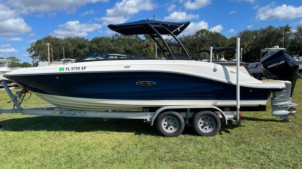 Sea Ray SPX 230 OB