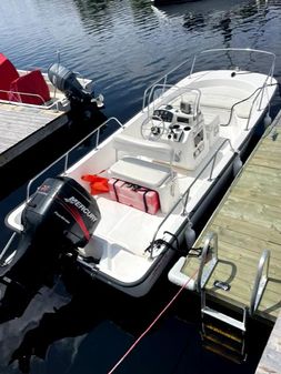 Boston-whaler 170-MONTAUK image