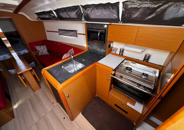 Jeanneau Sun Odyssey 349 image