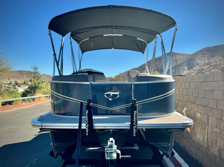 Tahoe-pontoon LTZ-QUAD-LOUNGER image