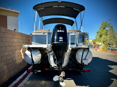 Tahoe-pontoon LTZ-QUAD-LOUNGER image