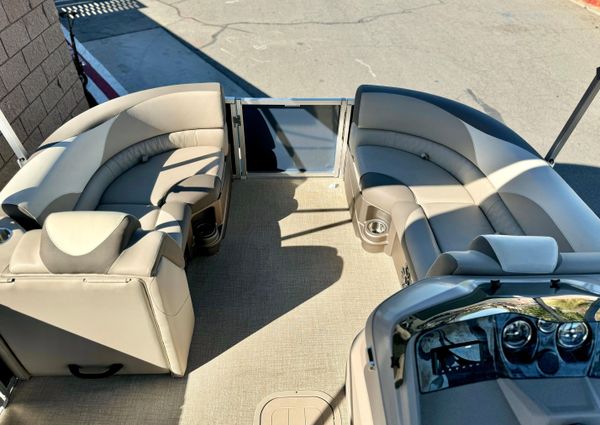 Tahoe-pontoon LTZ-QUAD-LOUNGER image