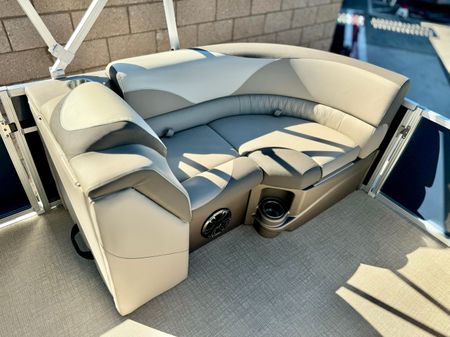 Tahoe-pontoon LTZ-QUAD-LOUNGER image