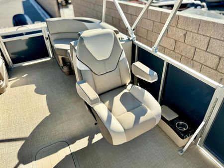 Tahoe-pontoon LTZ-QUAD-LOUNGER image