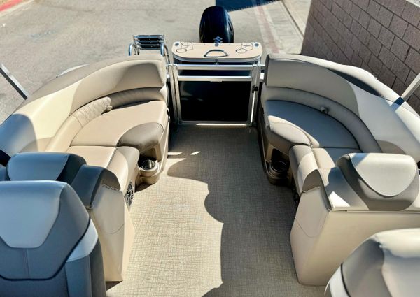 Tahoe-pontoon LTZ-QUAD-LOUNGER image