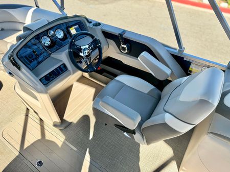 Tahoe-pontoon LTZ-QUAD-LOUNGER image