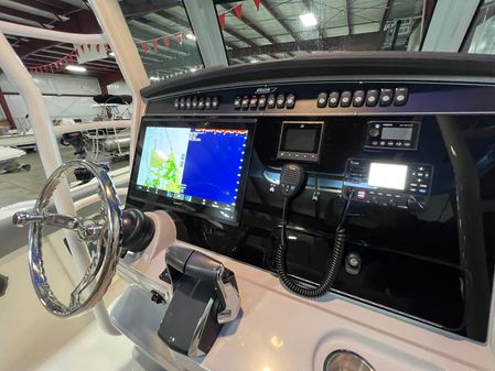 Boston Whaler 330 Outrage image