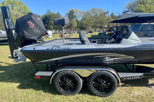 Falcon Boats F20 PREDATOR image