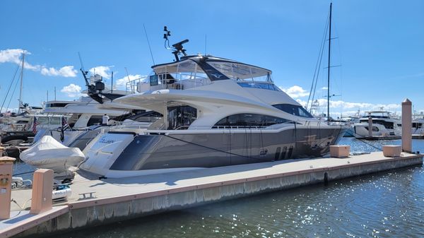 Marquis 720