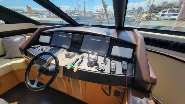 Marquis 720 image