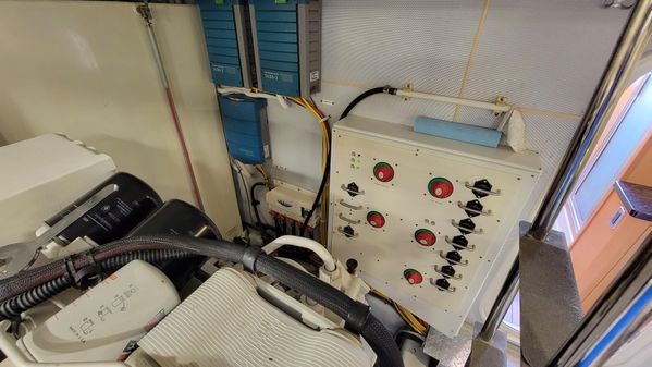 Marquis 720 image